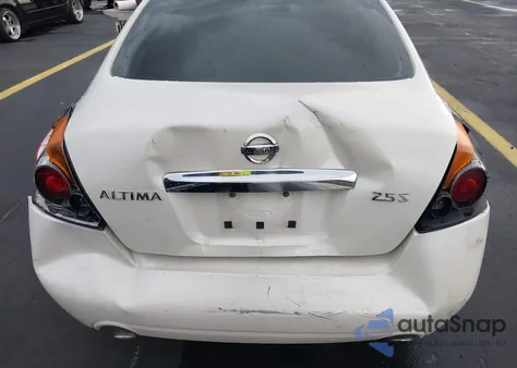 2011 Nissan Altima 2.5 S z USA, uszkodzony, nr VIN 1N4AL2AP6BN432476